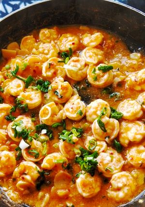 A picture of Chillies Garlic Prawns.