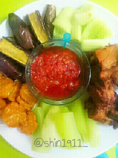 Foto resep Ayam goreng Sambal Terasi Kemangi