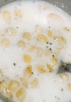 A picture of Boondi raita.