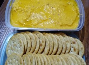 Una foto de Hummus de pimiento 🤤😍