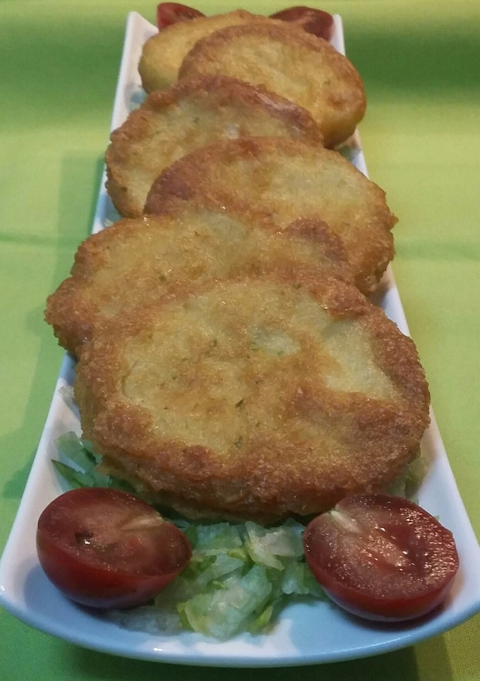 Una foto de Tortillitas de bacalao con gambas