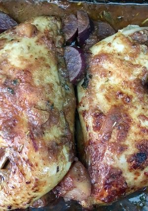 Foto principal de Pollo en salsa de vino tinto, naranja y miel