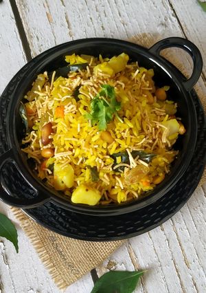 A picture of Kanda Batata Poha.