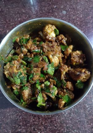A picture of Masala cauliflower.