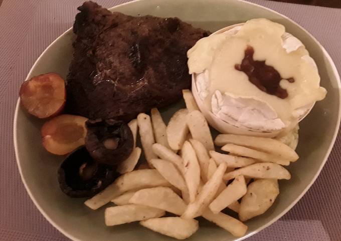 Recipe of Speedy Sig's Baked Camenbert with Plum and Red Onion Relish