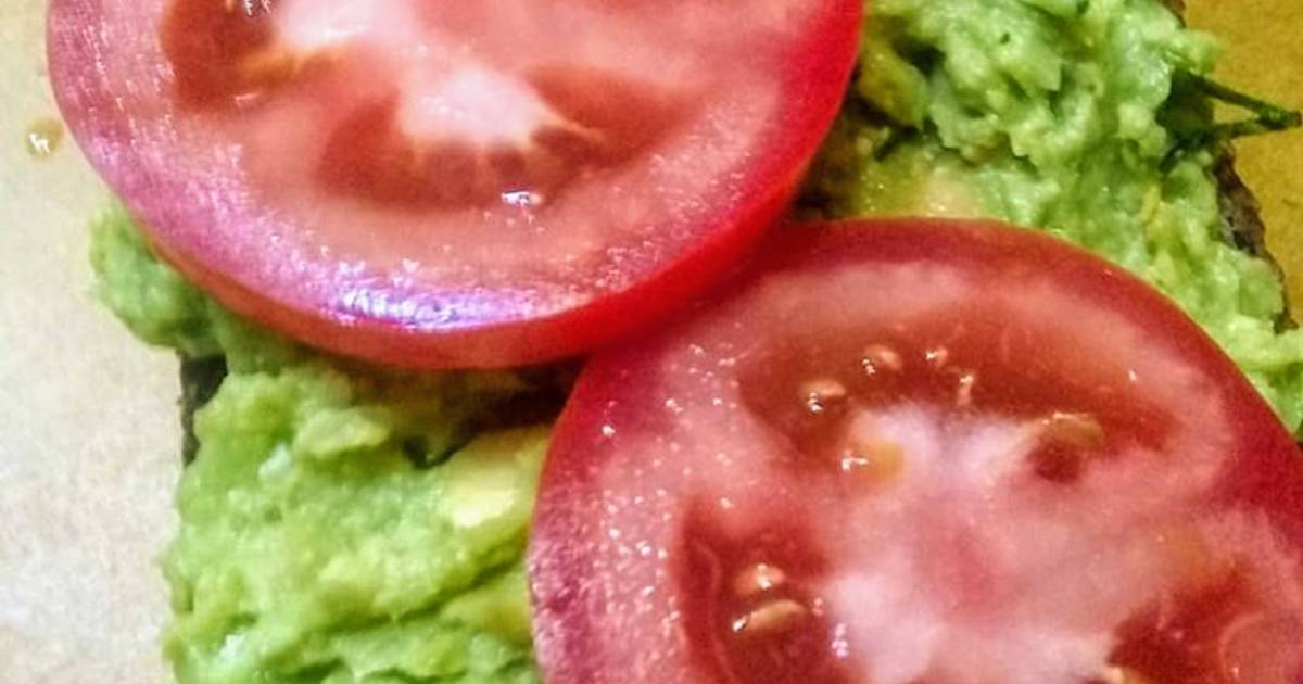Garbanzo Avocado open Faced sandwich Recipe by Smiley_blu3 Cookpad