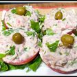 Tomates rellenos con atún