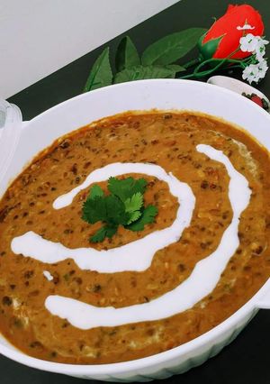 A picture of Restaurant Style Dal Makhni.