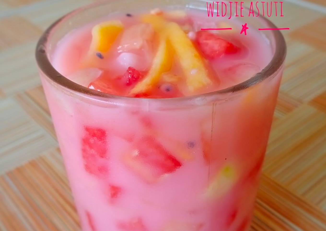 Es Buah Masem (Mangga Semangka)