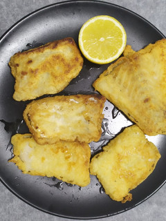 Una foto de Tajadas de bacalao a la andaluza