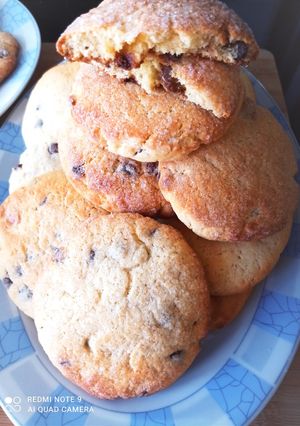Φωτογραφία της συνταγής Cookies βουτύρου με Smarties -Σταγόνες Σοκολάτας ♥️