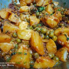 A picture of Dry Turnip and peas.