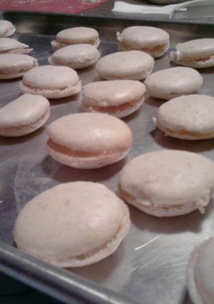 A picture of Lemon French Macarons.