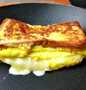 Langkah Mudah untuk Membuat Resep Telur Lipat Roti Keju Saus Tomat yang Sempurna Anti Ribet, Mantap