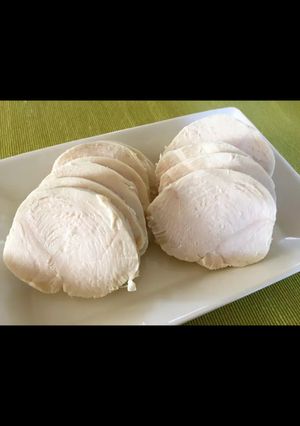 A picture of Chicken breast Ham.