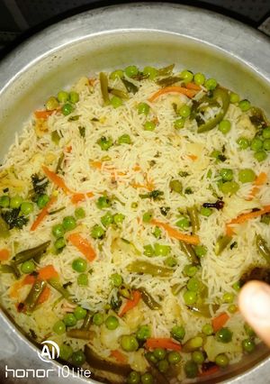 মিক্সড ফ্রাইড রাইস (mixed fried rice recipe in Bengali) রেসিপির প্রধান ছবি