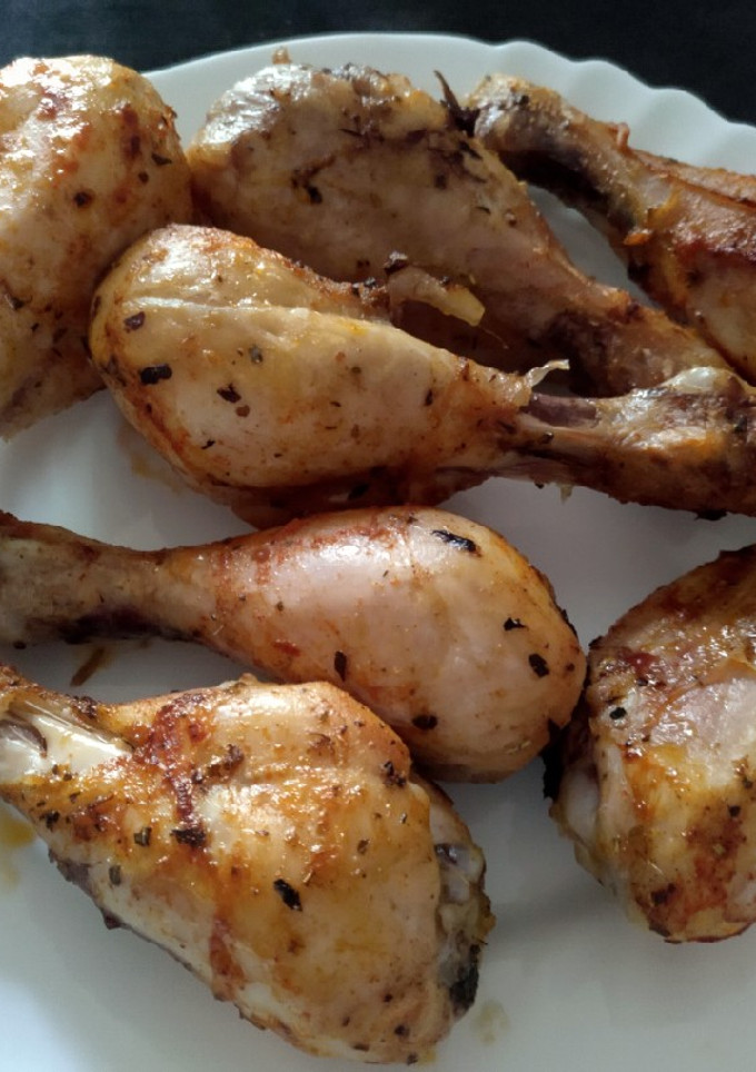Una foto de Jamoncitos de pollo en la airfryer