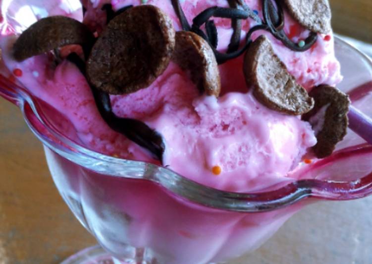 Strawberry Ice Cream