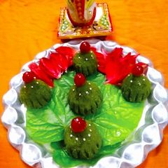 A picture of Coconut Pan Modak.