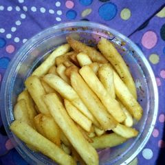A picture of French Fries.