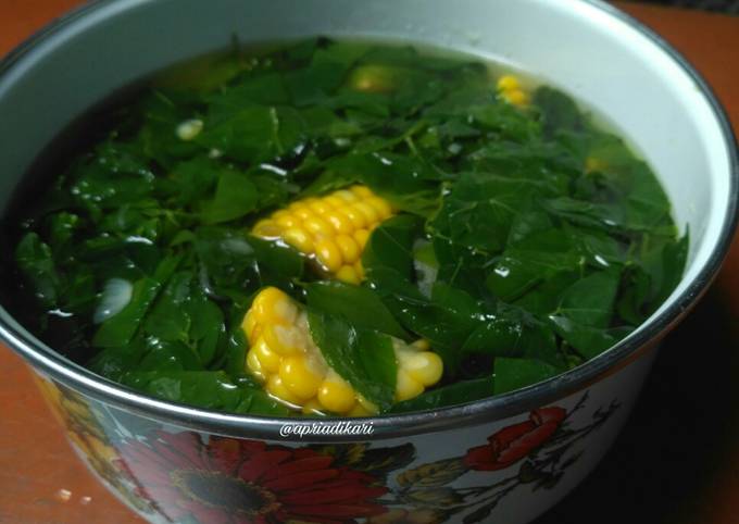 Resep Sayur Bening Daun Katuk Jagung Oleh Apriadikari Cookpad