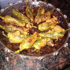 A picture of Mirchi pakora.