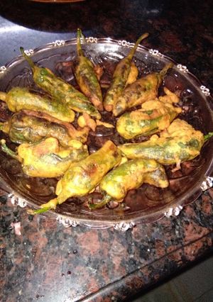 A picture of Mirchi pakora.