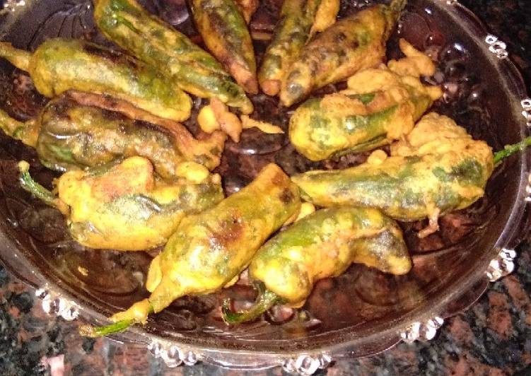 Steps to Make Quick Mirchi pakora