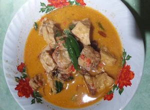 Foto resep Ikan cucut tahu tempe kuah santan
