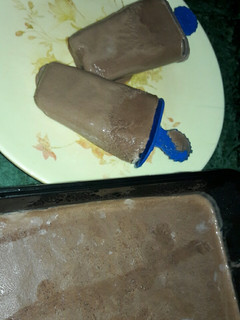 A picture of Chocolate ice cream.