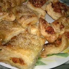 A picture of Chicken Puffs.