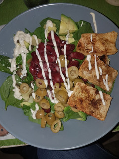 Una foto de Ensalada con tofu