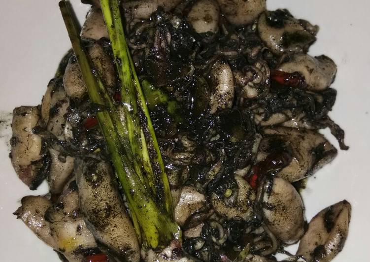 Resep Cumi Hitam Pedas Manis, Enak
