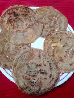 ગળ્યા પુડલા (Sweet Pudla Recipe In Gujarati) રેસીપી મુખ્ય ફોટો