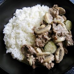 A picture of Super Easy Beef Stroganoff.