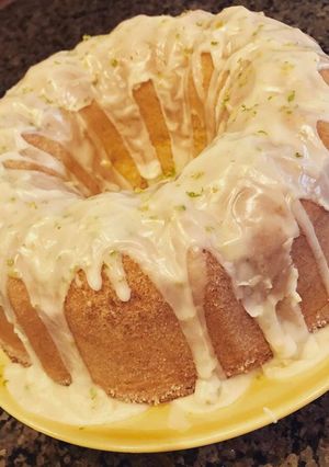 A picture of Lemon Lime Pound Cake.
