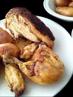 Una foto de Pollo en olla rápida