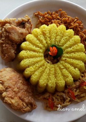 Foto resep Nasi Kuning Magicom