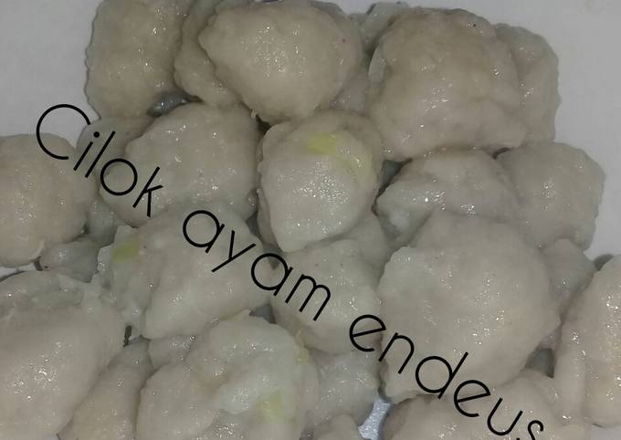 Resep Cilok Ayam Endeus Lebih Tepatnya Bakso Yang Di Bikin Kayak Cilok Oleh Afif S Wife Umm Abu Bakar Cookpad