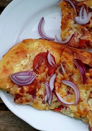 LANGALLÓ főtt burgonyás kelt tésztából recept fotója