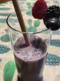 Smoothie de Plátano y Frutos Rojos🍌