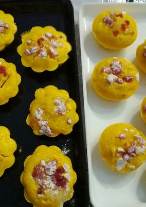 A picture of Pineapple tutti fruity Muffins.