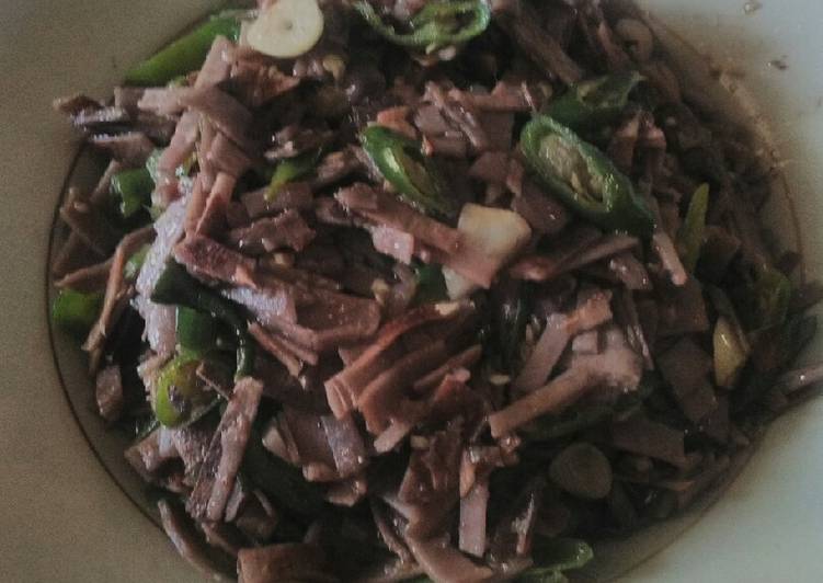 Proses mengolah Tumis Oplet (kulit singkong), Lezat Sekali