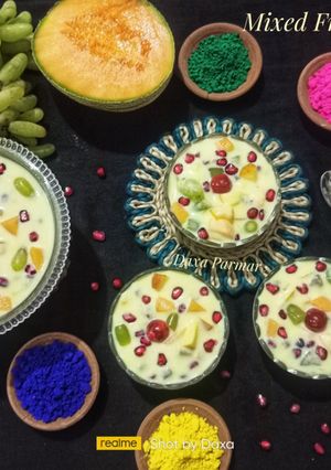 A picture of Mixed Fruit Custard (Holi Special).
