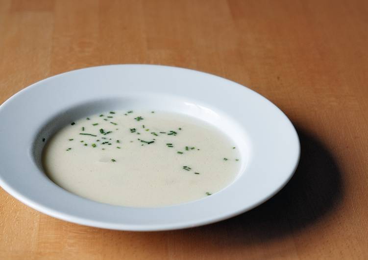 Get Healthy with Asparagus soup with small bits of asparagus