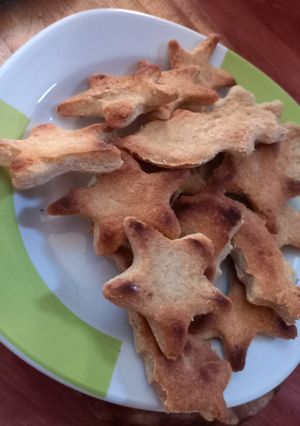 Una foto de Galletas tipo doritos horneadas