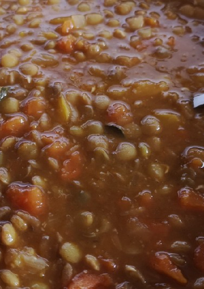 Una foto de Lentejas con verduras en Mambo