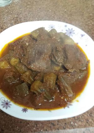 صورة لوصفة طبيخ بامية باللحمة