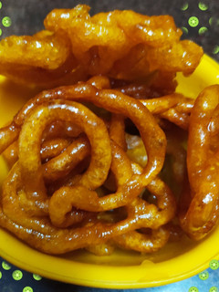 जलेबी (instant jalebi recipe in hindi) रेसिपी मुख्य फोटो