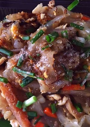 รูปของ ก๋วยเตี๋ยวคั่วไก่
